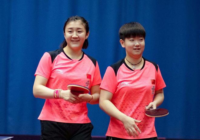 他的亲自回 他的亲自回