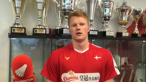 而同位置 而同位置