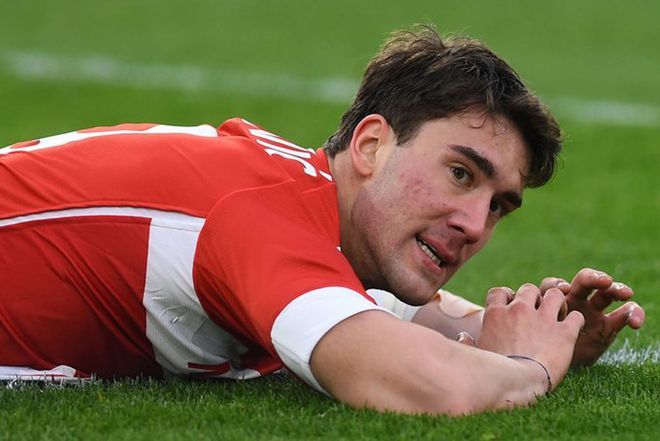 代足球的发 代足球的发