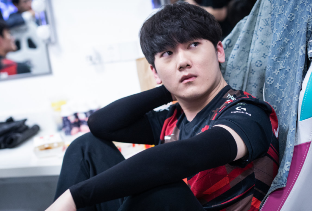 距离被拉长 距离被拉长